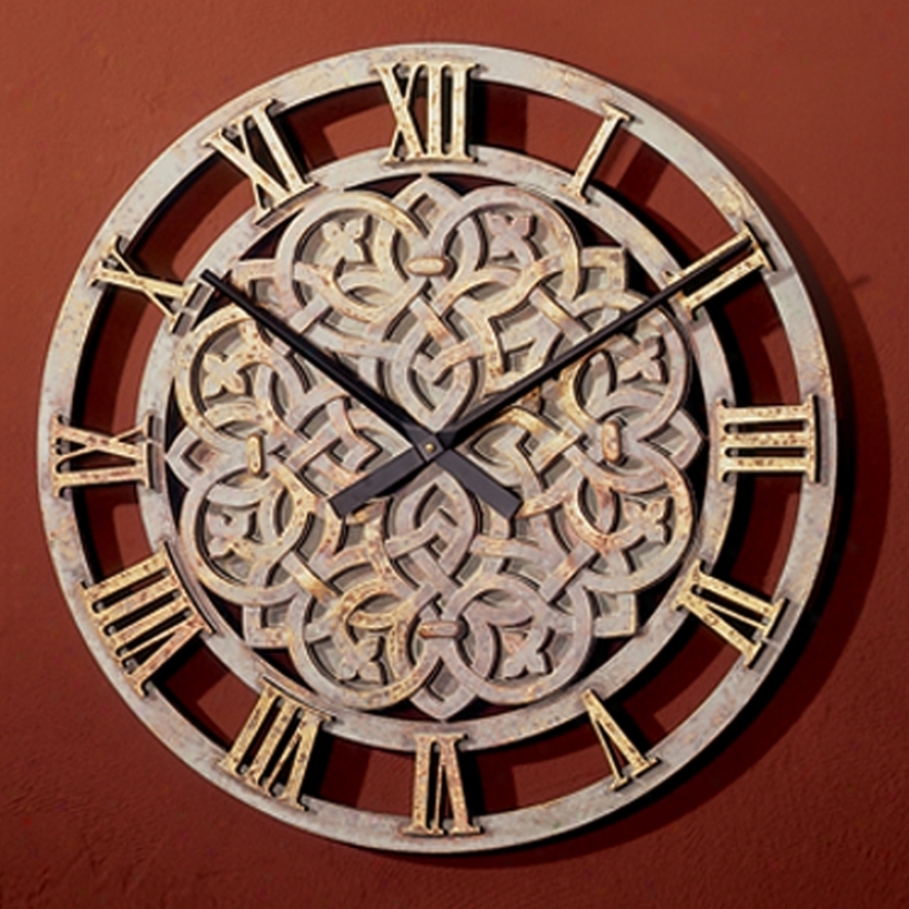 Celtic Knot 14" Wide Battery Powered Round Wall Clock (m0824)
