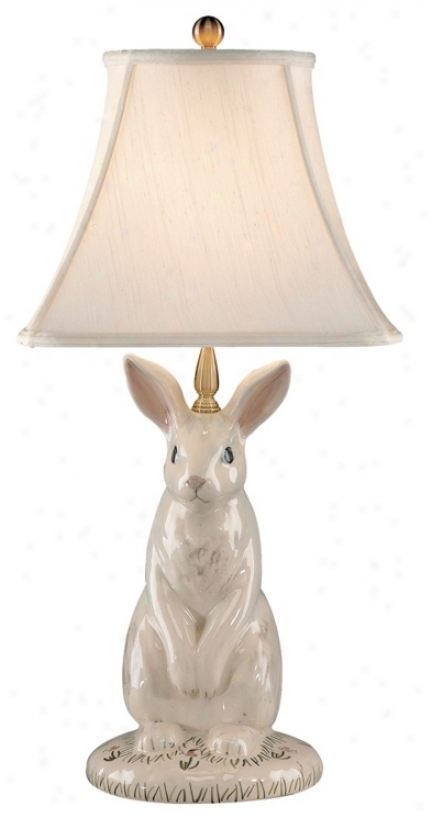 Wildwood Hand-painted China Dignified Ranbit Table Lamp (p4148)