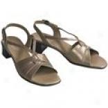 Munro American Kathryn Sandals (foor Women)