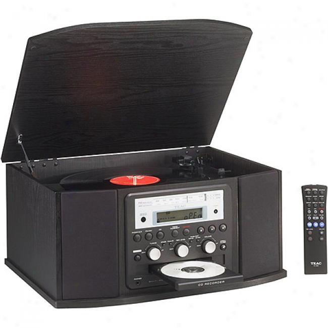 Teac Retro Stereo Turntable With Built-in Cd Recorder