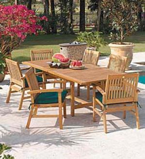 Afton Round Table And Four Chairs