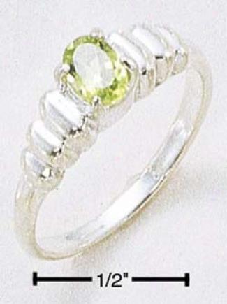 Sterling Silver Oval Peridot Chatter Shank Ring